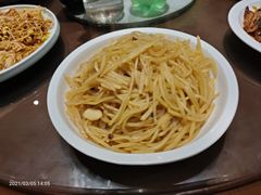 -峨嵋小镇·川菜(勒泰中心店)