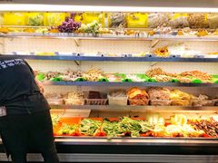 -万记麻辣烫国展总店