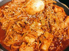 炒年糕-姜虎东白丁烤肉(恒隆广场店)