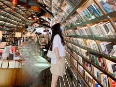 -钟书阁(珍园店)