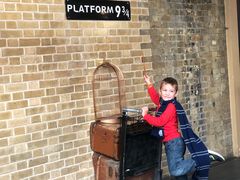 -九又四分之三站台