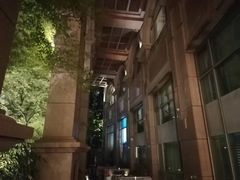 -浅深(世茂滨江精品店)