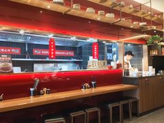 大堂-顺溜·手工刀削面·黑金店(铜锣湾店)