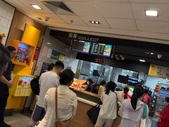 -麦当劳(上海虹桥站30B检票口楼上)