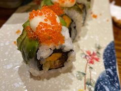牛油果寿司卷-成喜屋日本料理