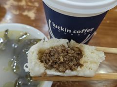 -胡成记口蘑龙眼包子(盐道街店)