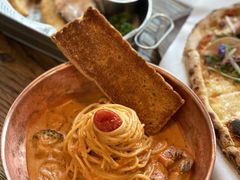 -I HOLIC艾豪丽披萨(KKone店)