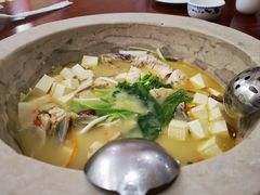 -姚记抚仙湖石锅鱼庄