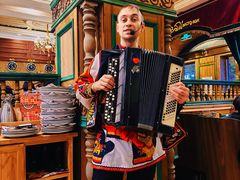 -卢布里西餐厅(总店)