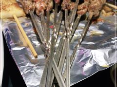 牛肉串-西街夜油条·麻团包乌饭