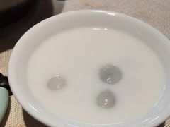 杏仁茶汤丸-蓝鲸(国浩路店)