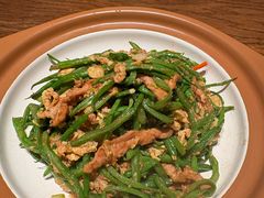 砂锅虾酱豆角丝-北李妈妈菜·虾爬子大锅贴(贵和店)