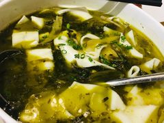 酸菜面块-铜锣湾·有麝自然香(重庆新天地店)