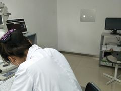 -大连何氏眼科医院