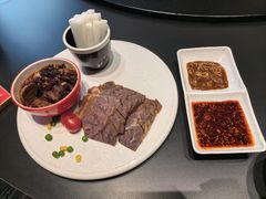 -艳阳天民俗村(公园路店)