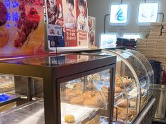 -昆明冠生园·蛋糕·面包(南强街店)