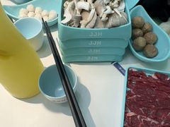 -季季红火锅(柳州城中万达二店)