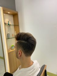 -发饰美男士增发补发假发定制店