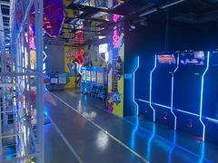-世代星球·保龄球·镭战真人CS·团建(杨浦店)