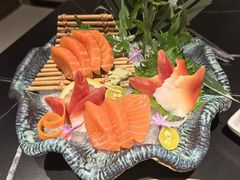 -山川小町·极番烧肉(新地假日广场店)