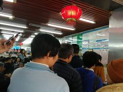 等位区-穗银肠粉店(东川路店)