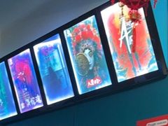 -荒岛实景沉浸密室(江汉路1店)