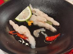 -渔语鱼新川菜Bistro(万象天地店)