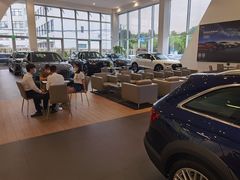 -上海冠松华奥奥迪4S店(张江店)