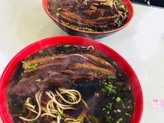 -小龙大肉面馆