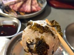 -围炉肉舍•炭烤活鳗•丹东海鲜烤肉(步行街店)