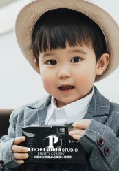 -熊猫叔叔高端儿童摄影(清江商场店)