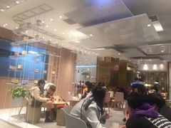 -奈雪的茶(湖滨银泰in77C区PRO店)