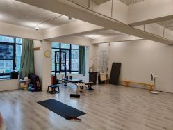 -无界瑜伽普拉提