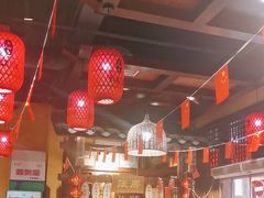 -富正毅三下锅(体育馆店)