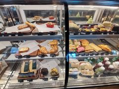 -星巴克臻选(深圳龙华红山天虹店)