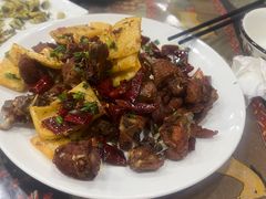 -泸沽肴(泸沽湖大洛水村农村信用社旁店)