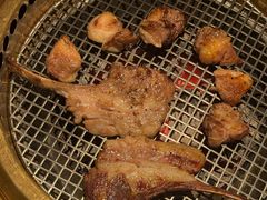 -铭牛烧肉·和牛海鲜自助(高新月牙湖店)