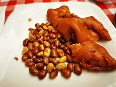 冰镇猪肘（半边）-小鳌陪你小排档·四季小龙虾·田鸡·宵夜(中央第五街店)