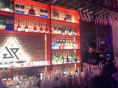 -UP嘻哈酒吧(粉巢店)