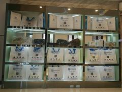 -协依奢侈品皮具护理(浦江店)