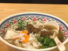 -鑫花溪牛肉米粉(人民广场店)