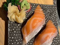 三文鱼寿司-大和食乐·鲜和牛酸汤火锅(环宇荟店)