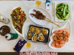 -覃记海鲜美食餐厅