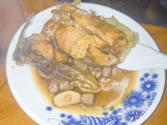 -山城家常菜铁锅炖鱼