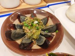 -李与白包子铺(桐梓林店)