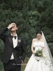 -易摄影婚纱摄影工作室