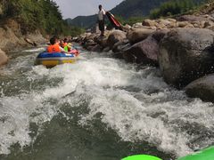 -虎啸峡漂流
