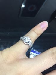 -威德钻石-克拉钻大本营(南京东路店)