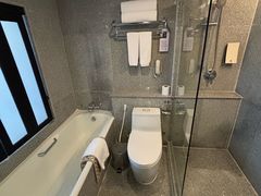 -曼谷湄南河畔华美达广场酒店