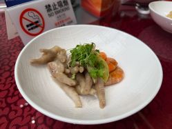 点击看大图 -中茵皇冠假日酒店·宴会厅